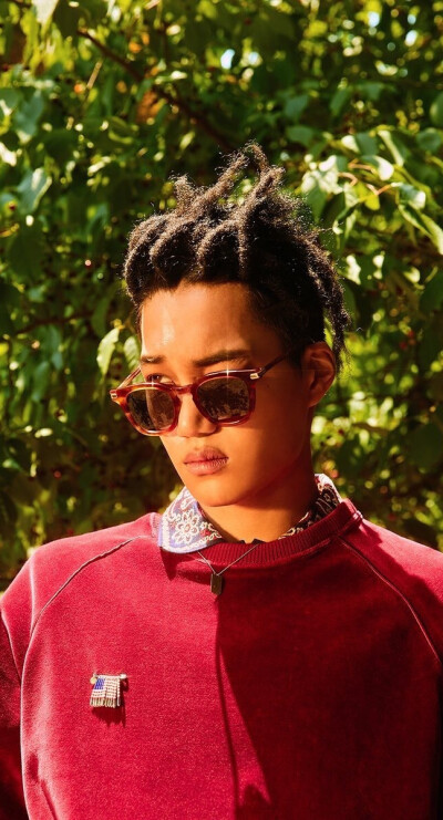 【EXO第四张正规专辑《THE WAR》预告照视频陆续公开】EXO旋风回归！第四张正规专辑《THE WAR》包括主打曲《Ko Ko Bop》在内，共收录9首歌曲。音源将于7月18日下午6点(韩国时间)公开。壁纸 明星 帅哥 头像 男神 服饰 …