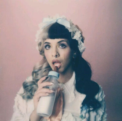 Melanie Martinez 牙缝妹 牙牙 牙缝妹 梅兰妮马丁内兹 欧美 歌手 原宿 头像 女神