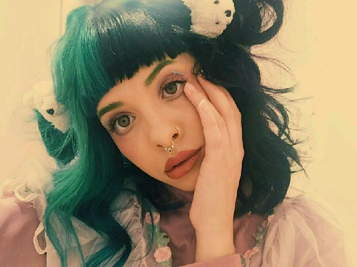 Melanie Martinez 牙缝妹 牙牙 牙缝妹 梅兰妮马丁内兹 欧美 歌手 原宿 女神