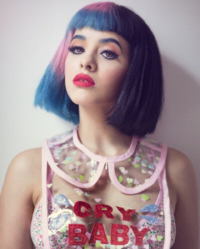 Melanie Martinez 牙缝妹 牙牙 牙缝妹 梅兰妮马丁内兹 欧美 歌手 原宿 女神 头像