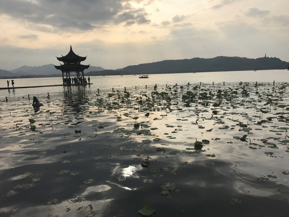 西湖