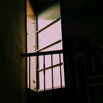 每个人的心中都有一扇门 另一个世界神秘又未知