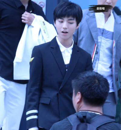 #王俊凯# #TFBOYS王俊凯# #TFBOYS# cr最酷喔