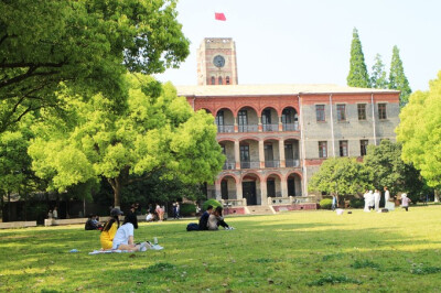 苏州大学