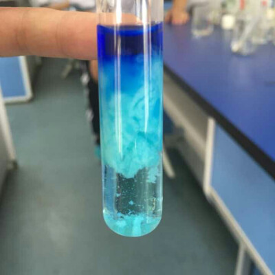硫酸铜，滴氨水