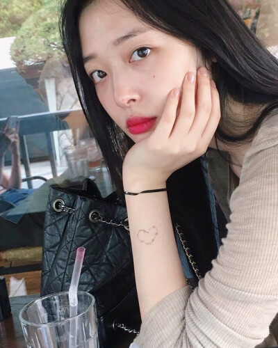 崔雪莉sulli