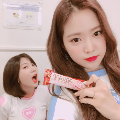 Apink 孙娜恩 吴夏荣