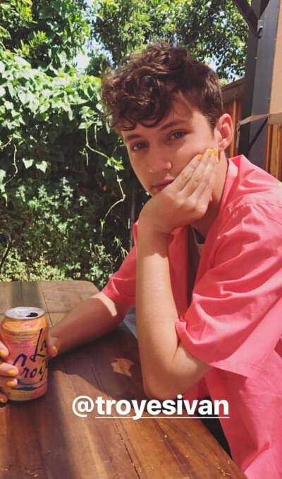 troye