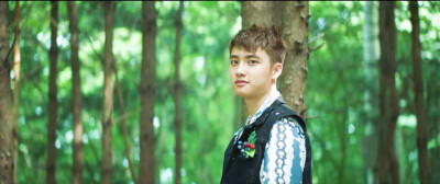 EXO D.O. 都暻秀
KO KO BOP预告
THE WAR 专辑teaser