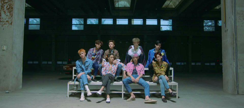 EXO THE WAR Ko Ko Bop MV 自截