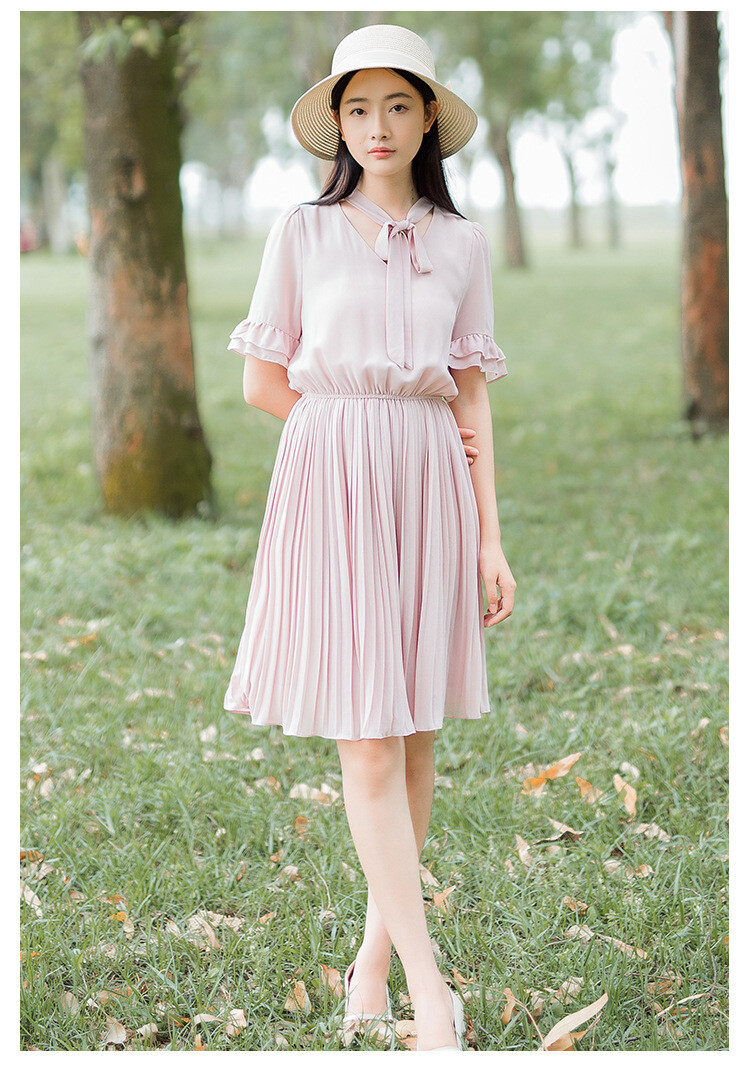 乐麽生活夏季新款清新甜美优雅迷人系带蝴蝶结百褶裙连衣裙女款