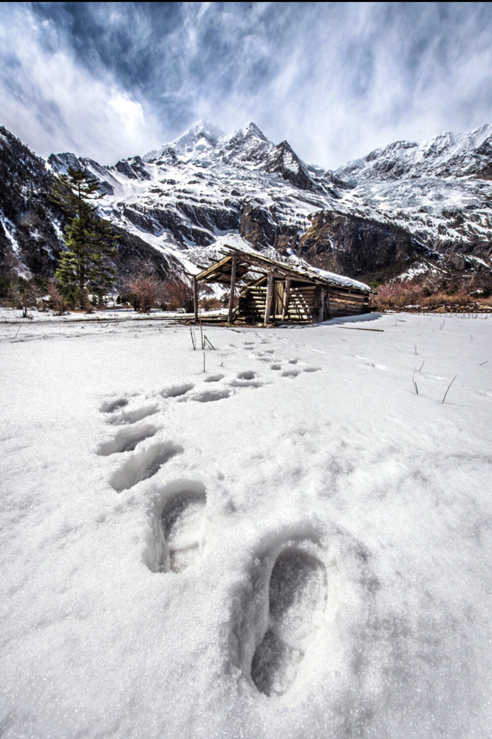 梅里雪山