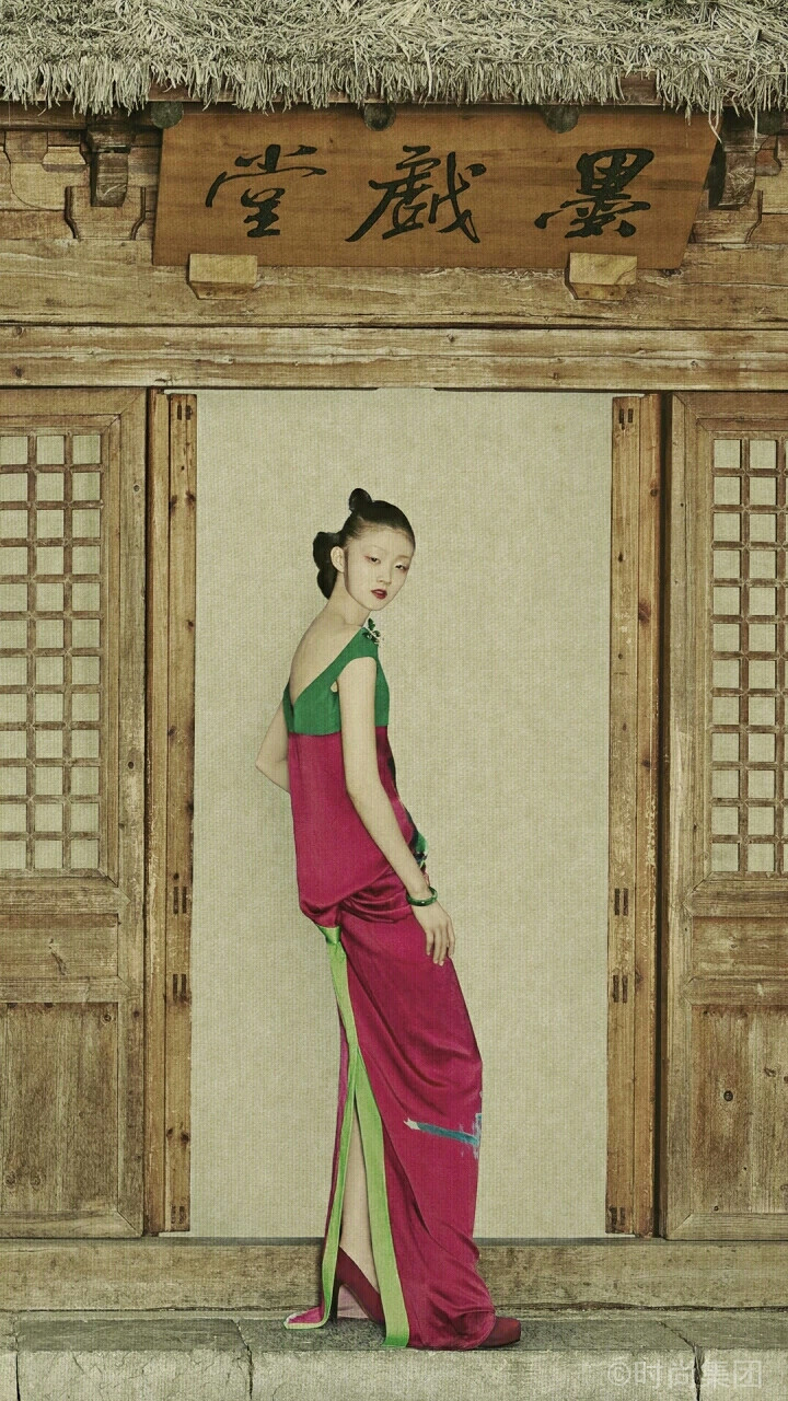 清风独语
乌云蔽天的岁月是不堪回首的，可是停留在我记忆里不易磨灭的，倒是那一道含蕴着光和热的金边。——杨绛《将饮茶》 @时尚芭莎