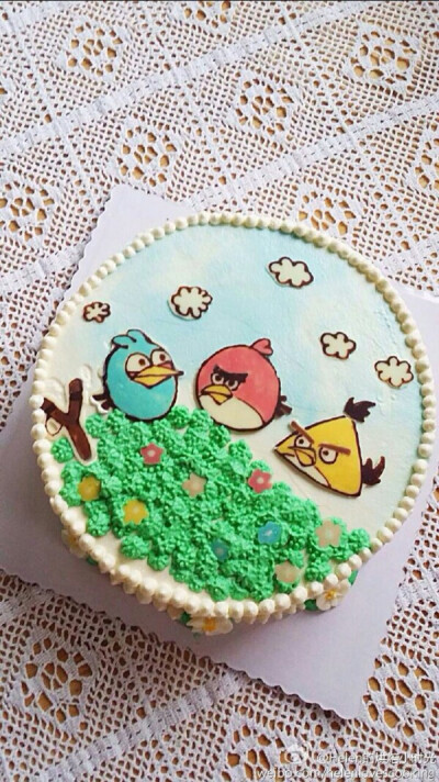 愤怒的小鸟生日蛋糕