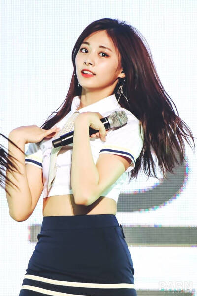 周子瑜 쯔위 Tzuyu
TWICE成员