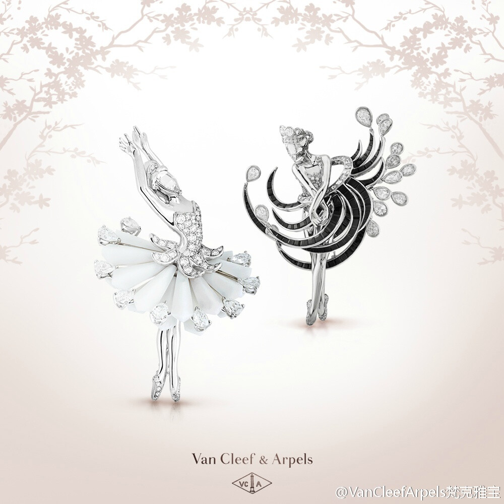 VanCleefArpels梵克雅宝 #致爱芭蕾#白如纯洁善良的奥杰塔公主，黑是棱角分明的奥吉莉亚。黑与白共同定义天鹅湖的优雅……奥杰塔公主身着镶嵌珊瑚及钻石的芭蕾舞裙，挺胸姿势仿如展翅飞翔。珊瑚细意搭配，缔造和谐美感。而黑天鹅胸针以黑尖晶石构成芭蕾舞裙，扬起的裙襬起伏有致，将奥吉莉亚的妩媚姿态体现得淋漓尽致。