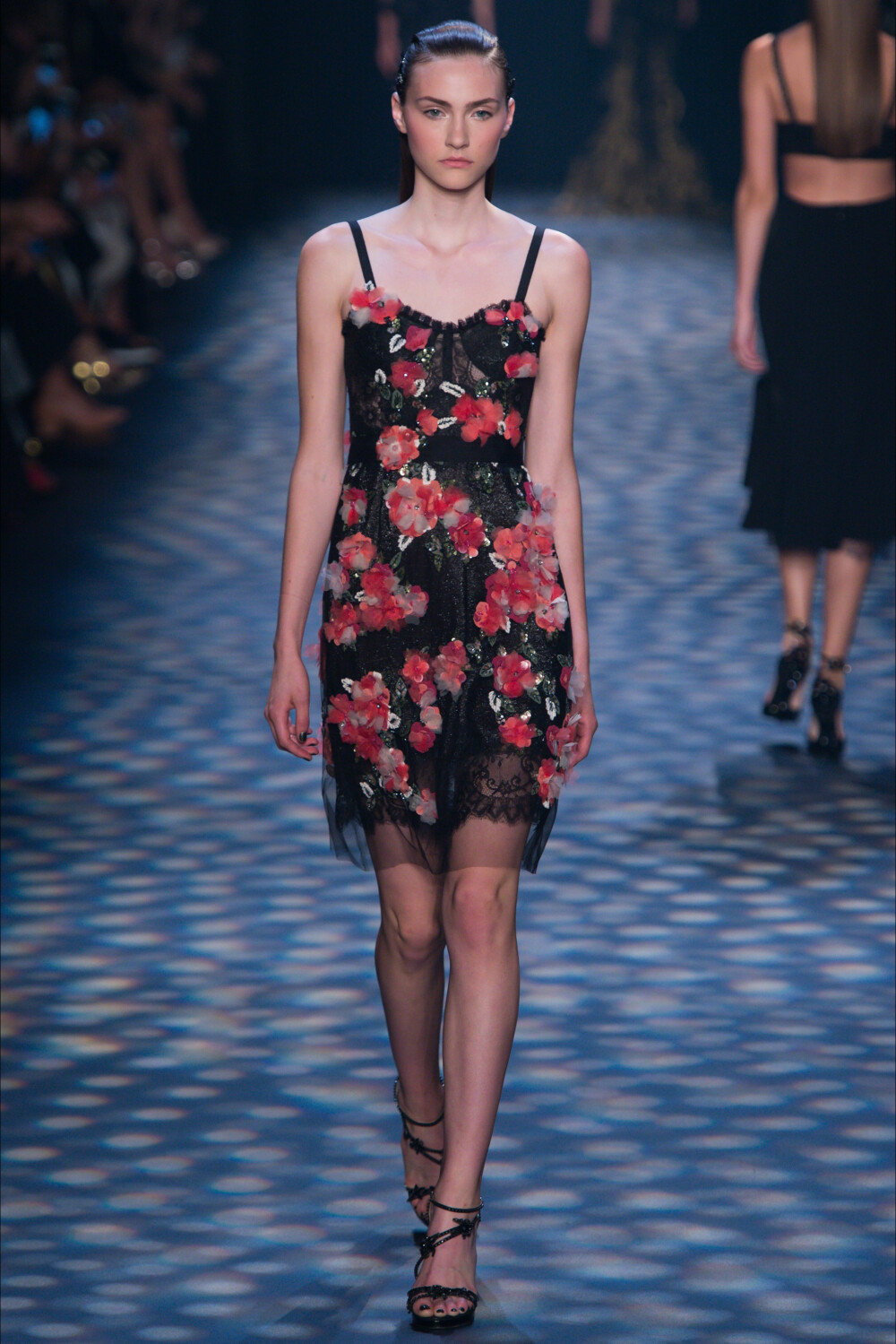 唯美如仙！Marchesa（玛切萨）2017春夏高级成衣发布于纽约时装周