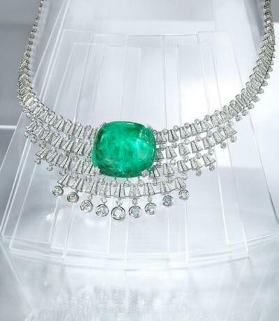  全新Résonances de Cartier高级珠宝系列