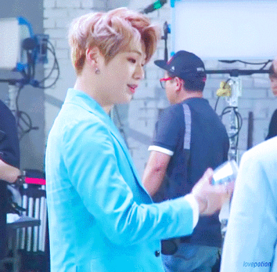 ❤❤WANNA ONE 姜丹尼尔
170720hite更新广告
饭制动图
cr.lovepotion