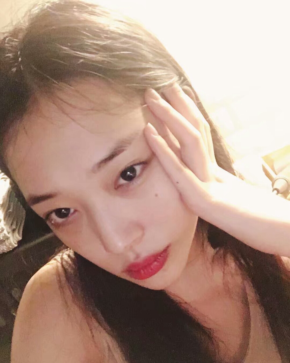 崔雪莉ins更新