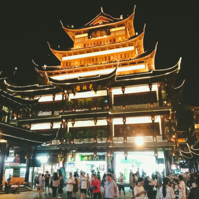 夜游城隍庙