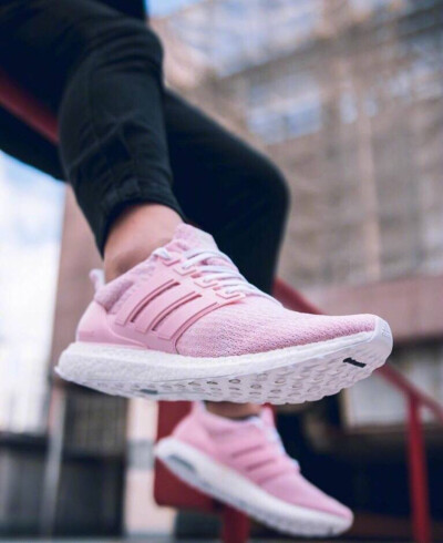 ULTRA BOOST