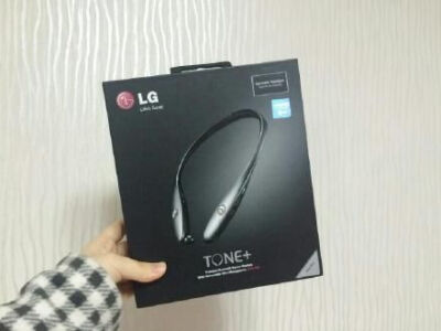 常务的耳机~~
LG Tone+ Harman HBS-900 Earphone
蓝牙立体声耳机