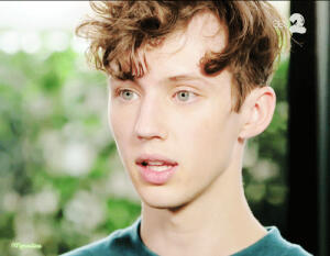 #Troye Sivan 戳爷