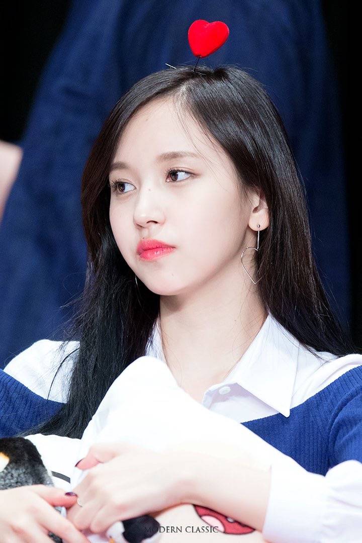 名井南 mina 1997年3月24日出生于美国德州圣安东尼奥,日籍韩国女歌手