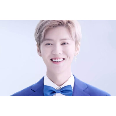 #鹿晗# 白边系列.