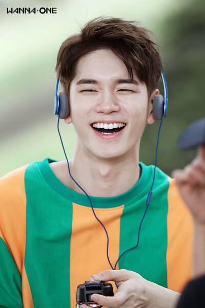 男版Produce101 WANNA·ONE 雍成宇(官方邕圣祐)