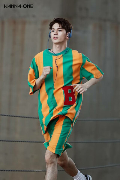 男版Produce101 WANNA·ONE 雍成宇(官方邕圣祐)