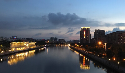 夜城