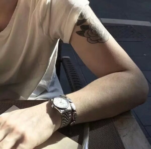 寒来暑往 
秋收冬藏 
我们来日方长