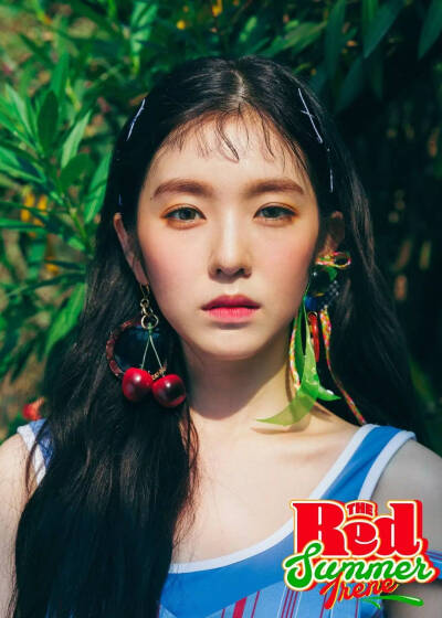 red velvet-Red Flavor（红色味道）裴珠泫Irene。概念照