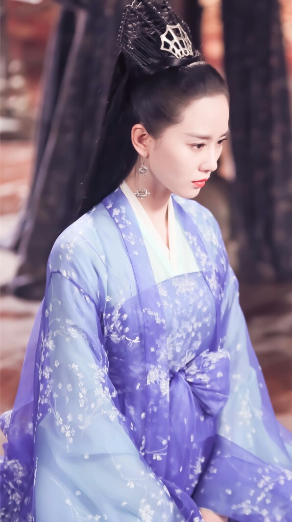 醉玲珑凤卿尘刘诗诗