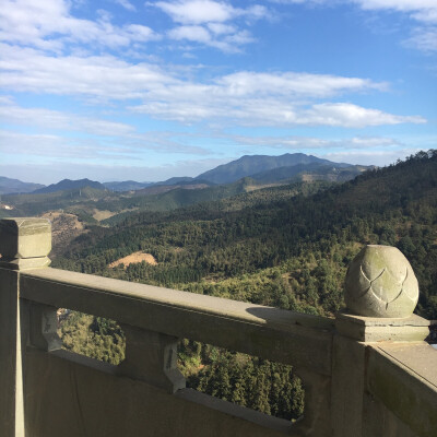 登登登山观景