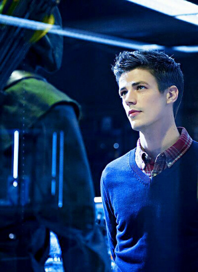 grant gustin 小闪 简直360度无死角