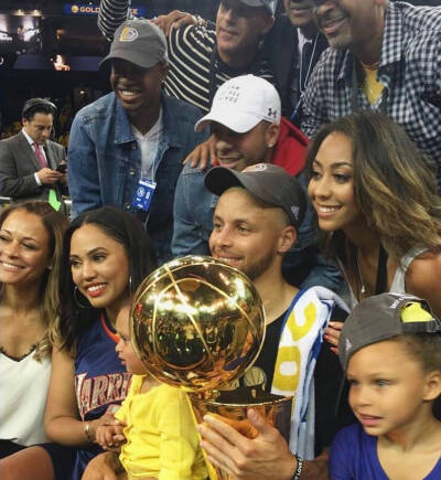 Stephen Curry 金州勇士 萌神库里 Champion