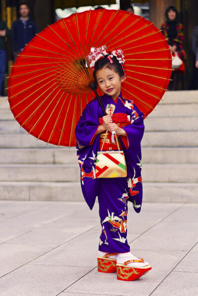 和服 传统 艺伎 和风 日本 东瀛 厚底木屐 三五七节小孩子的木屐