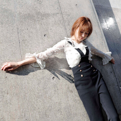 藤井莉娜