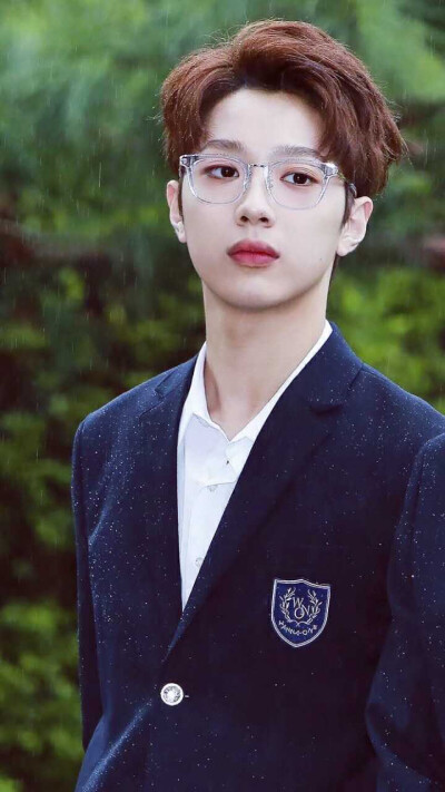 wannaone 赖冠霖