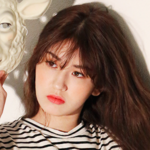 【图源tumblr/禁二/爱豆icons】
# 全昭弥Somi #0309