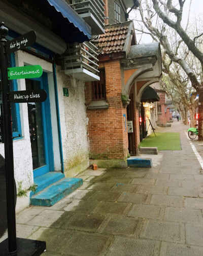 雨季衡山路