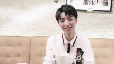 #王俊凯 #TFBOYS 米兰行 米兰时装周 高清 帅气