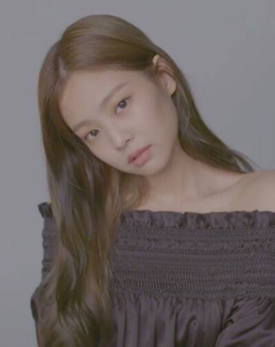 JENNIE