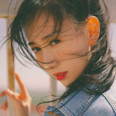 不特别
每个人都可以是我
我走了还有下一个的