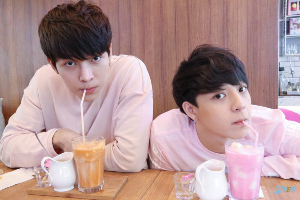 bas suradejpinnirat 胖胖 泰剧逐月之月 2moonstheseries wayo god