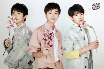 tfboys ALive FOUR 四周年写真