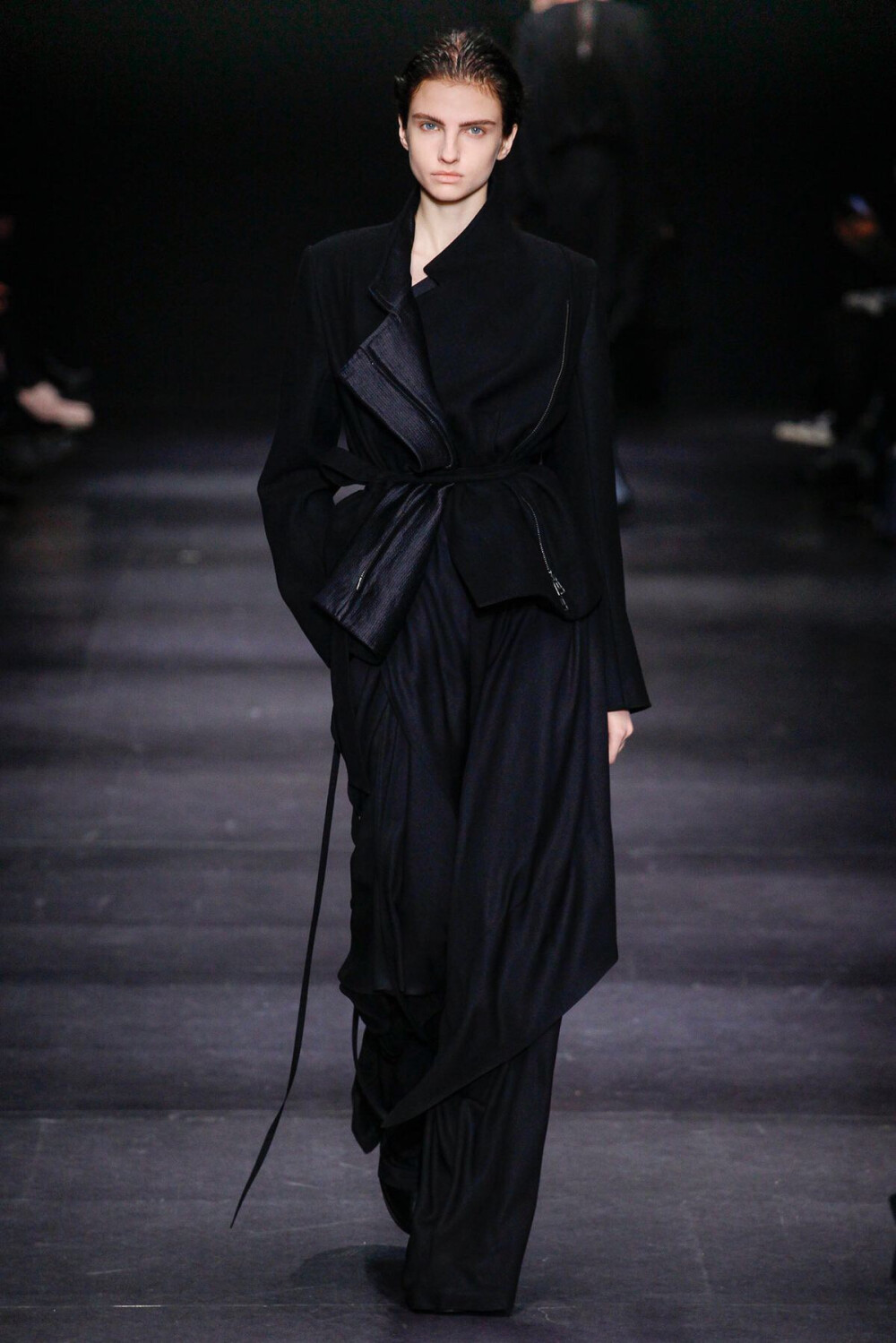 Ann Demeulemeester - Fall 2014 Ready-to-Wear Collection